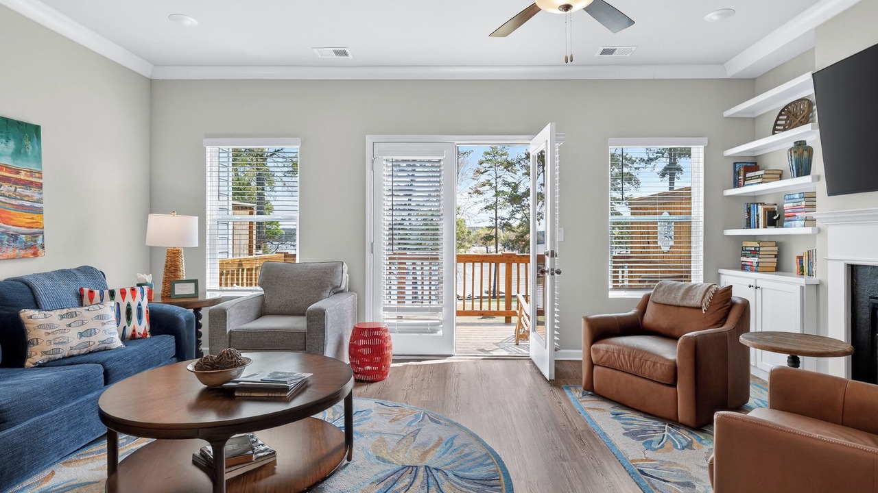 Photo of Livingroom in Eatonton