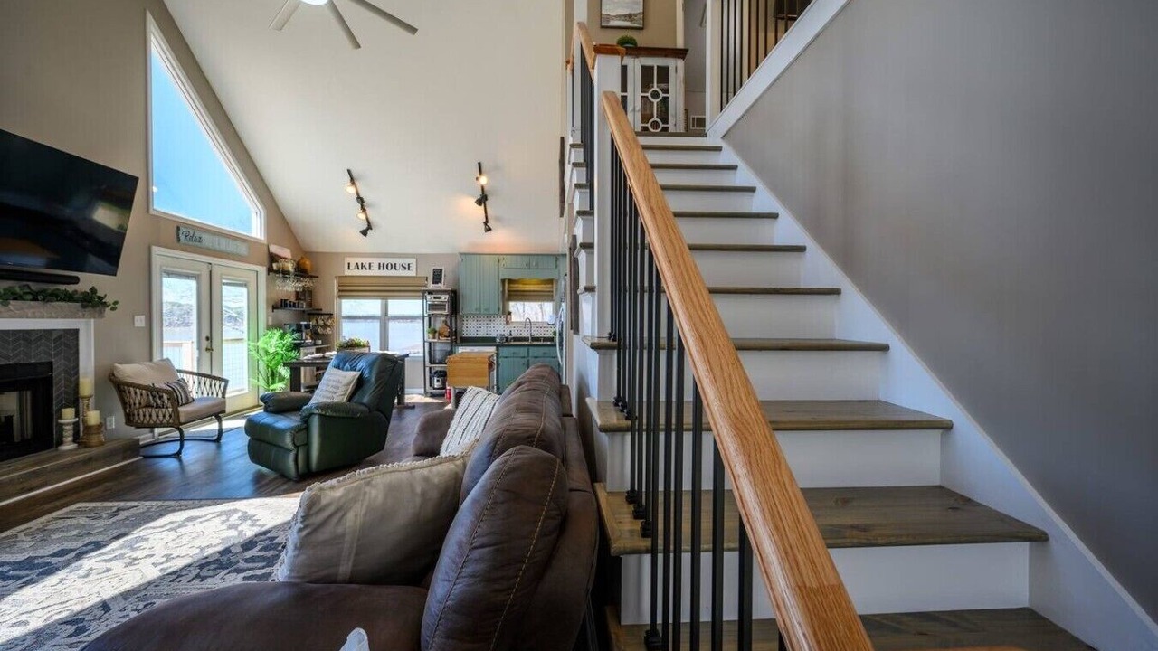 Photo of Livingroom in Eatonton