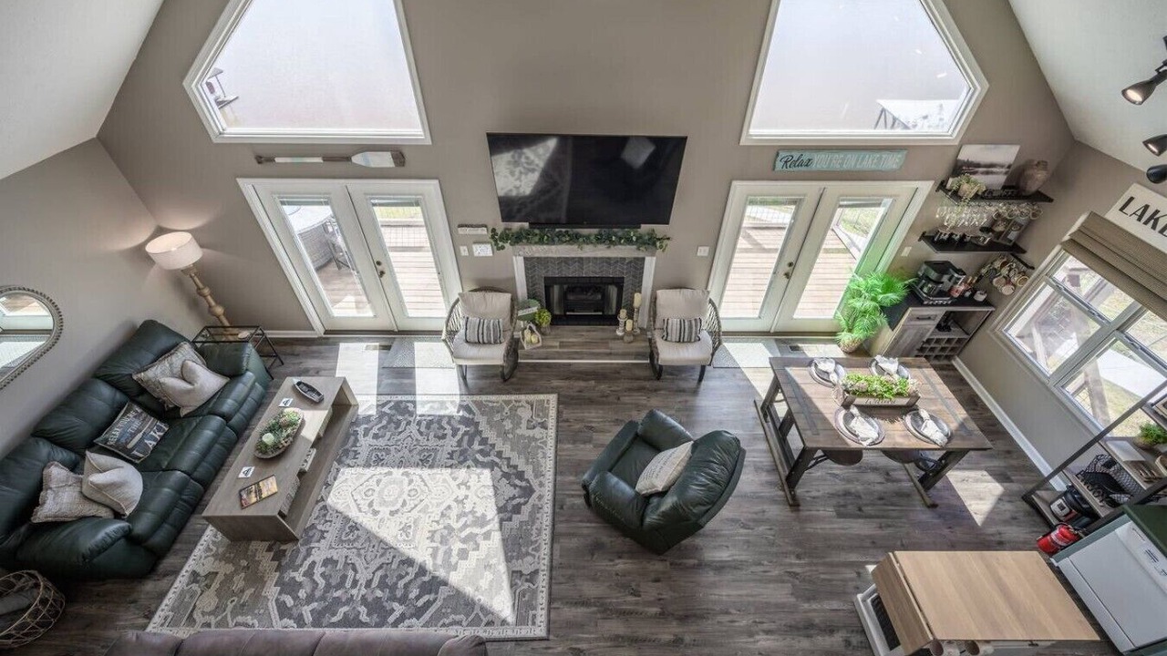 Photo of Livingroom in Eatonton