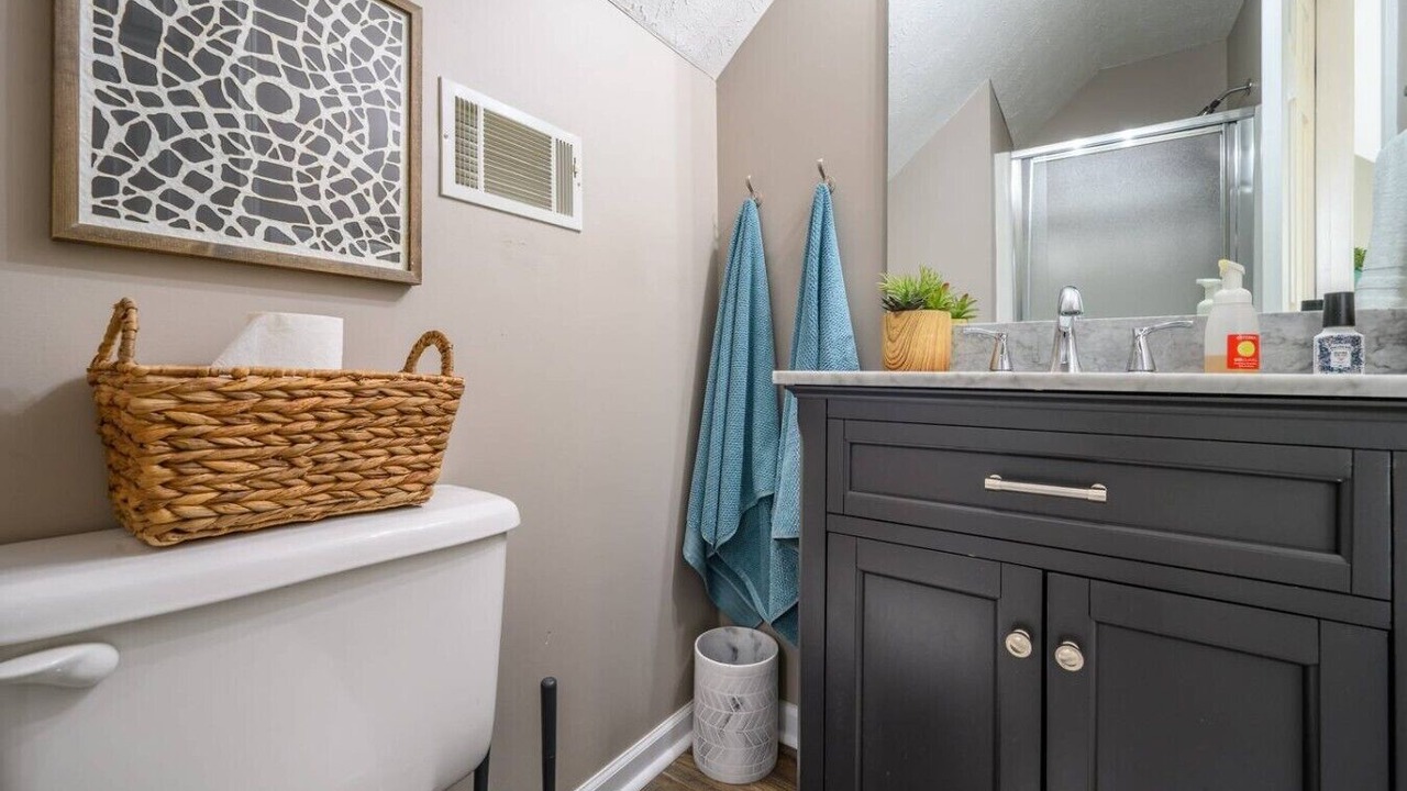 Photo of Bathroom in Eatonton