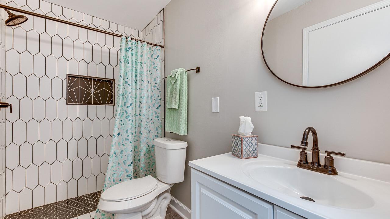 Photo of Bathroom in Mableton