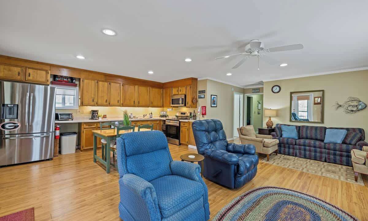Photo of Livingroom in Eatonton