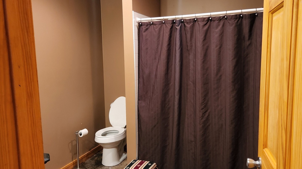 Photo of Bathroom in Iuka