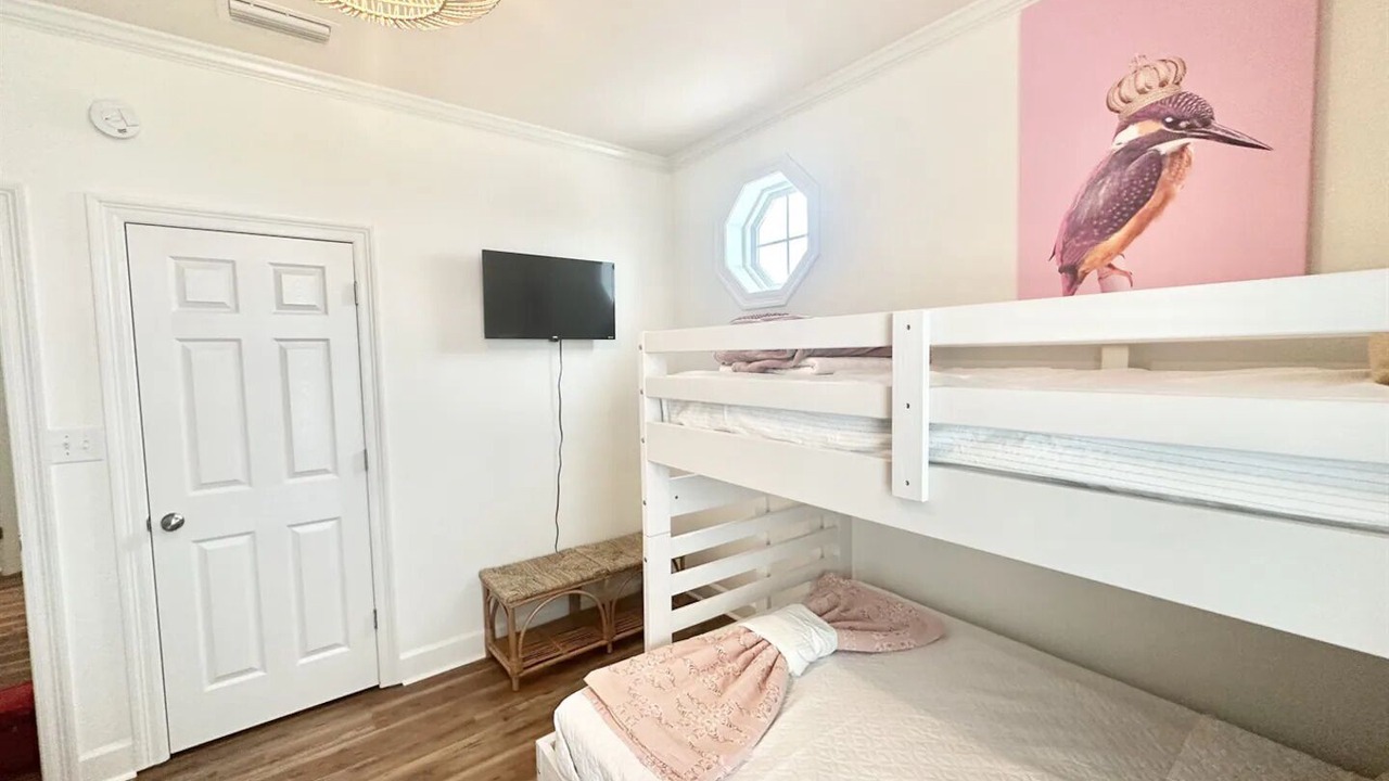 Photo of Bedroom in Dauphin Island
