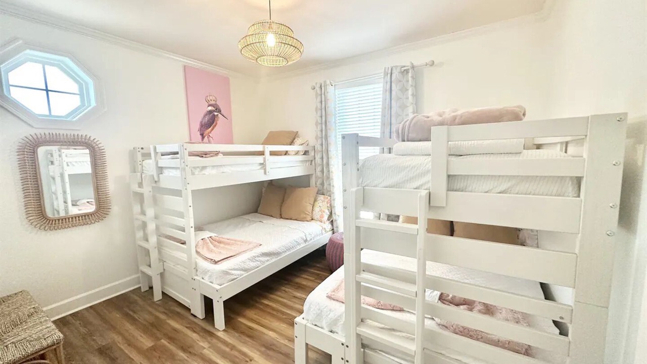 Photo of Bedroom in Dauphin Island