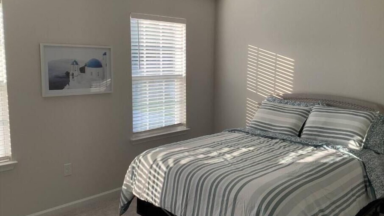 Photo of Bedroom in Westside