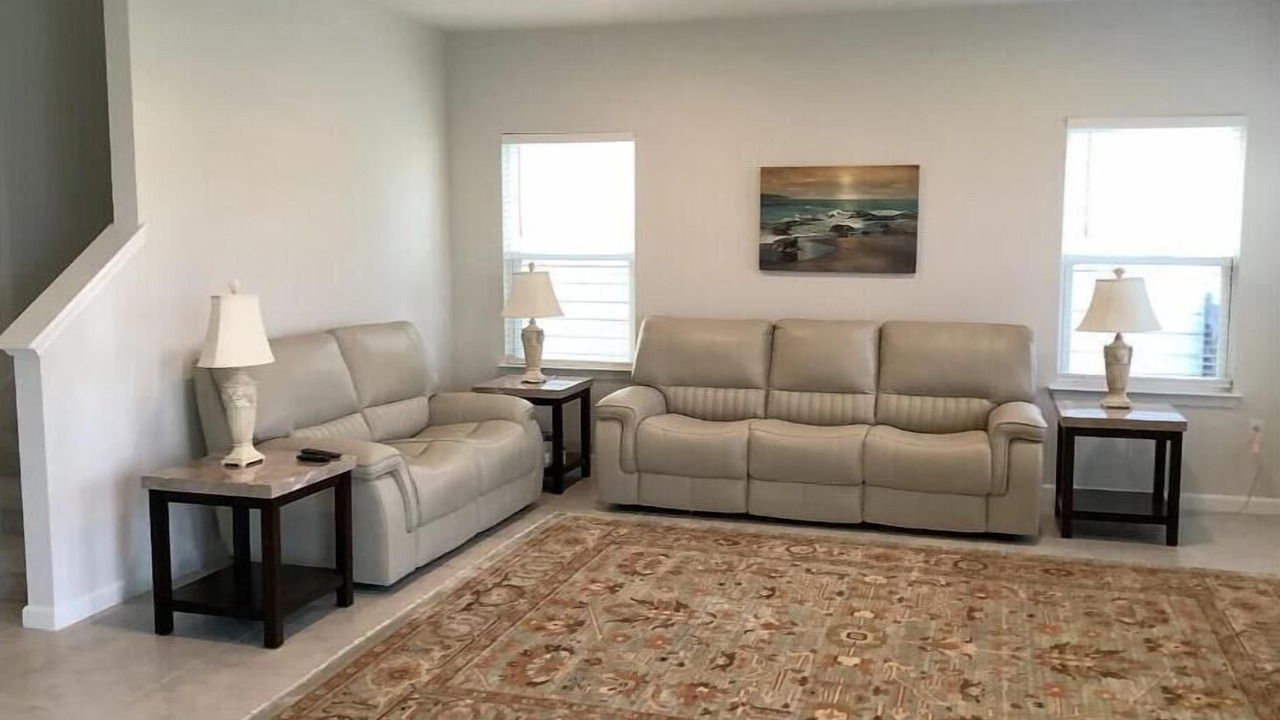 Photo of Livingroom in Westside