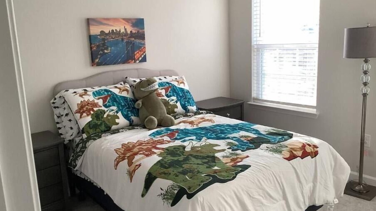 Photo of Bedroom in Westside