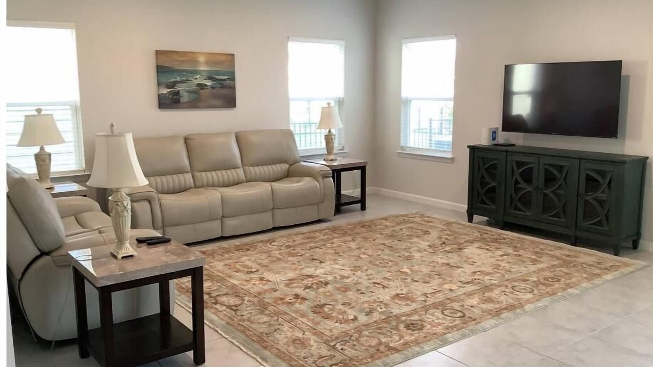 Photo of Livingroom in Westside