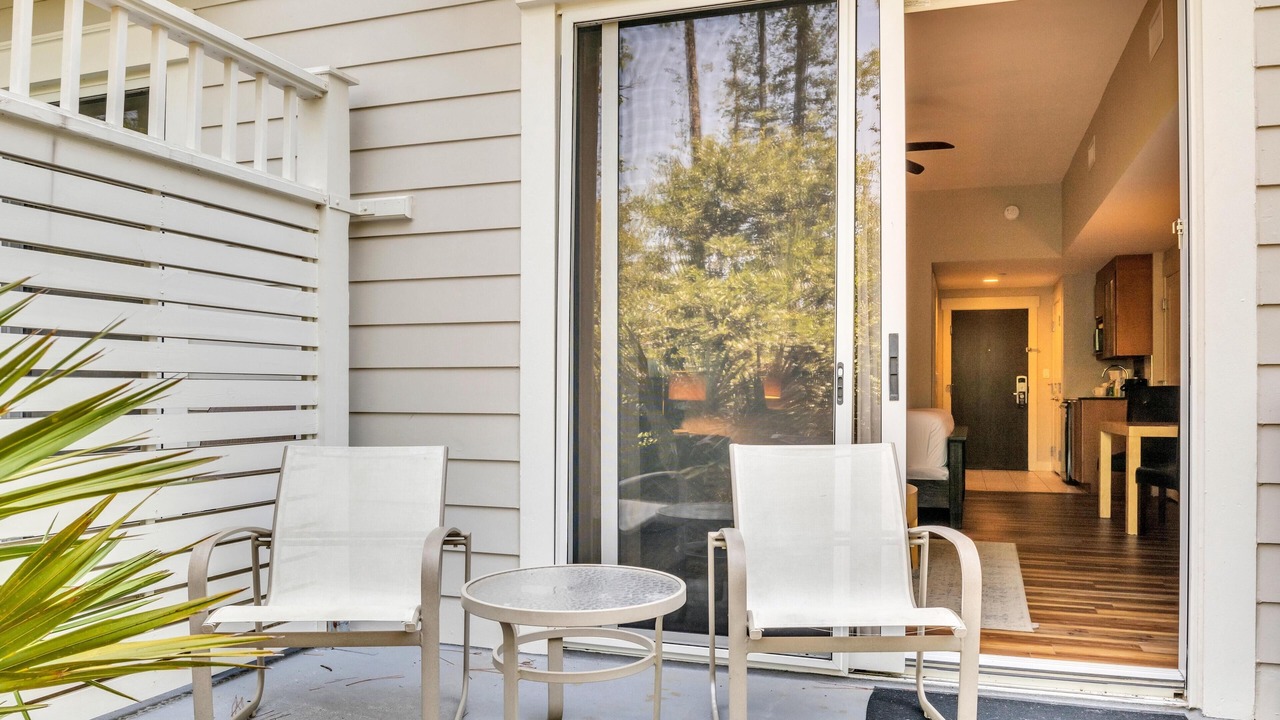 Photo of Patio Balcony in Baytowne Wharf
