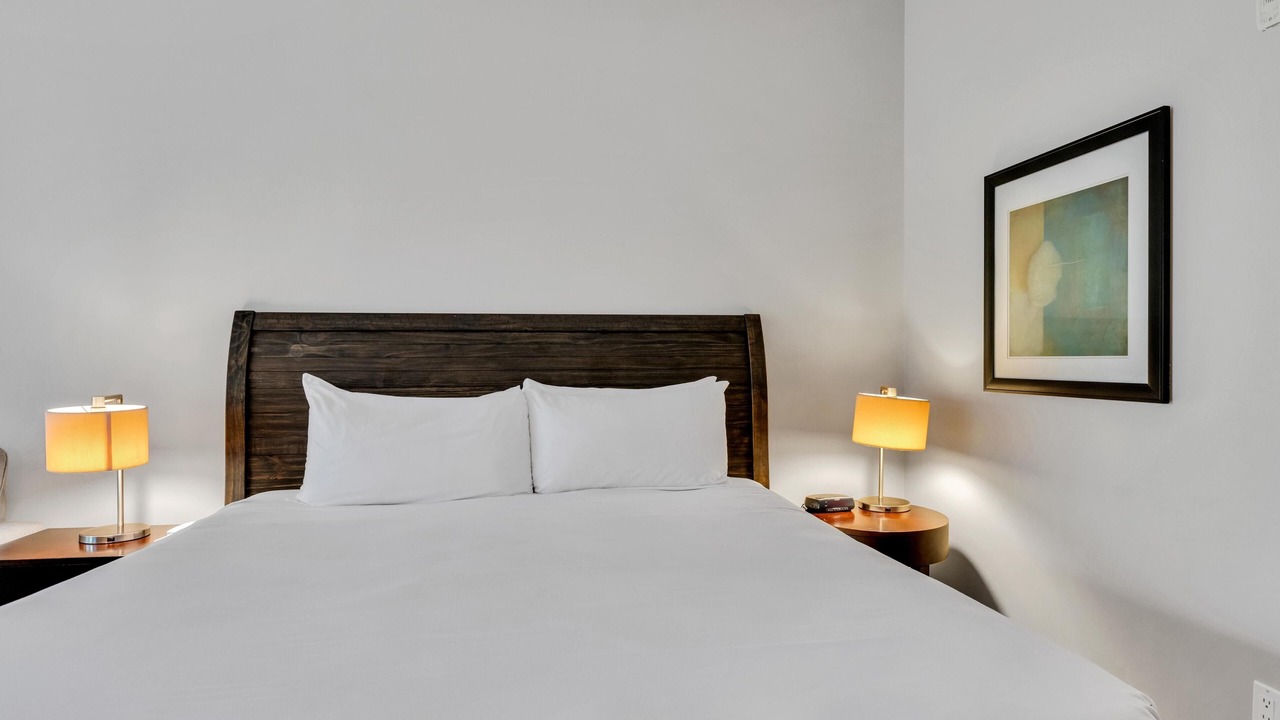 Photo of Bedroom in Baytowne Wharf