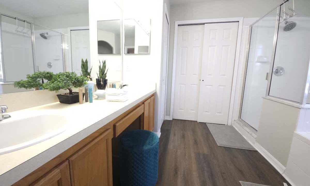 Photo of Bathroom in Sunset Ridge