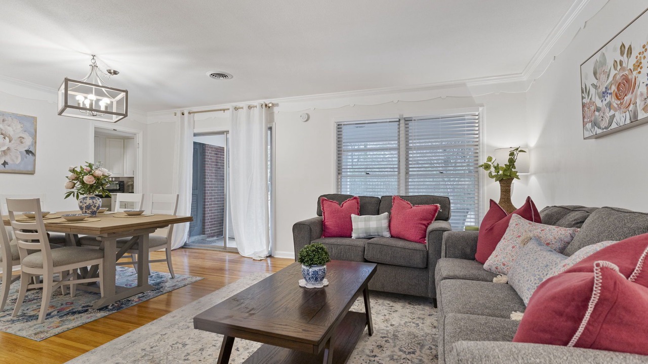 Photo of Livingroom in Montgomery