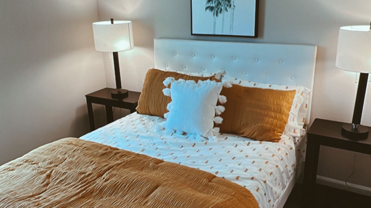 Photo of Bedroom in Foley
