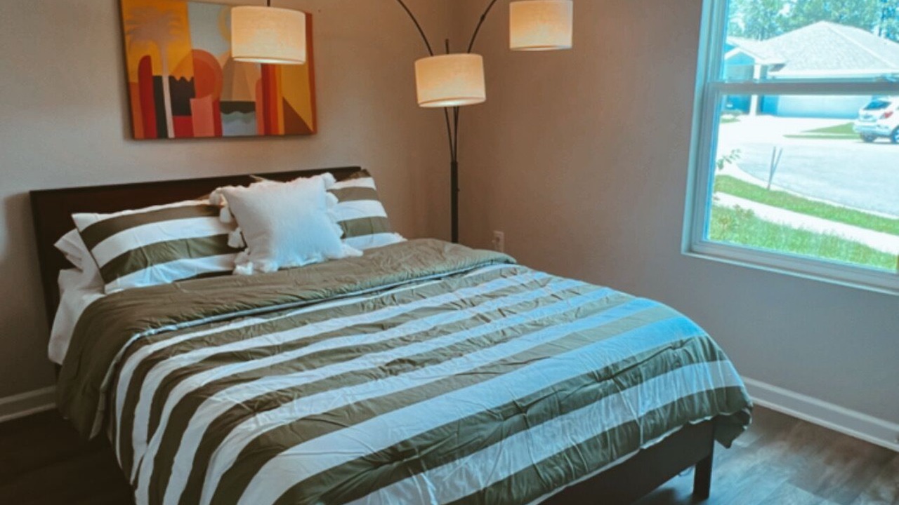 Photo of Bedroom in Foley