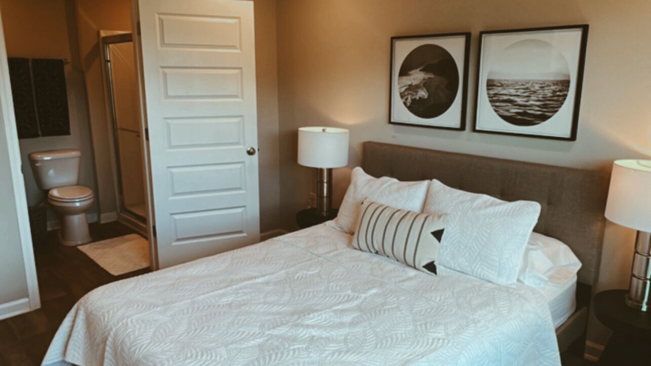 Photo of Bedroom in Foley
