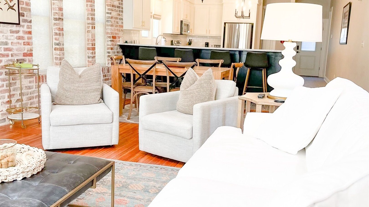 Photo of Livingroom in Laurel