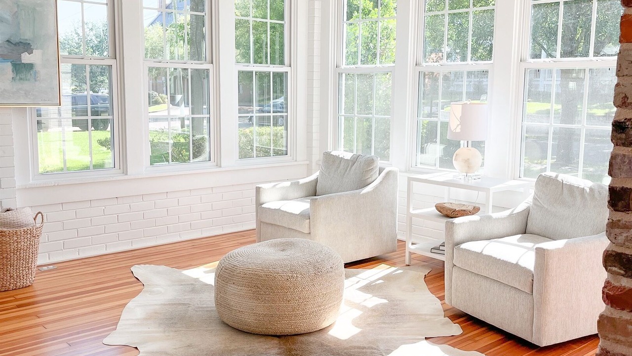 Photo of Livingroom in Laurel