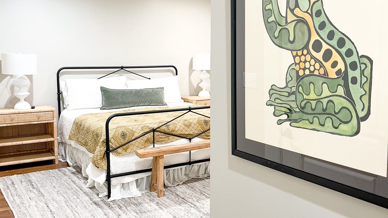 Photo of Bedroom in Laurel