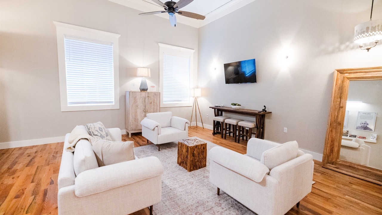 Photo of Livingroom in Laurel
