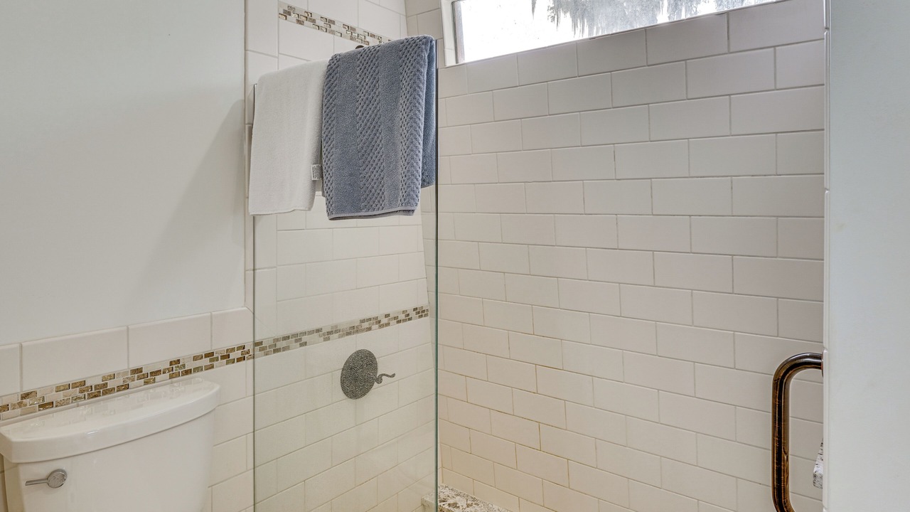 Photo of Bathroom in Melrose