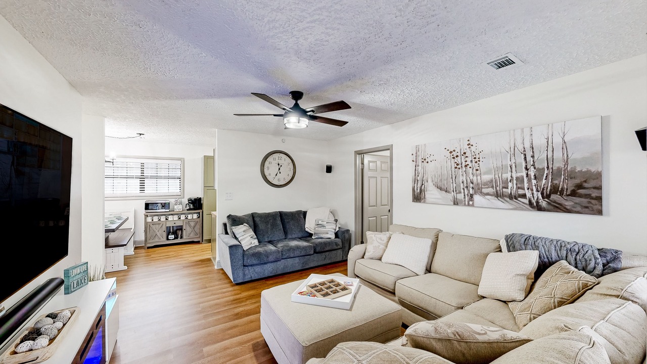 Photo of Livingroom in Eclectic