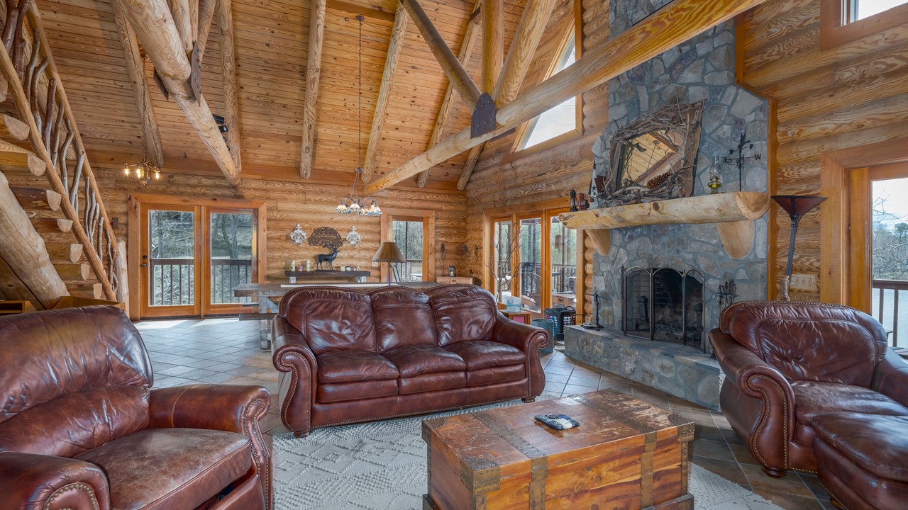 Photo of Livingroom in Northport