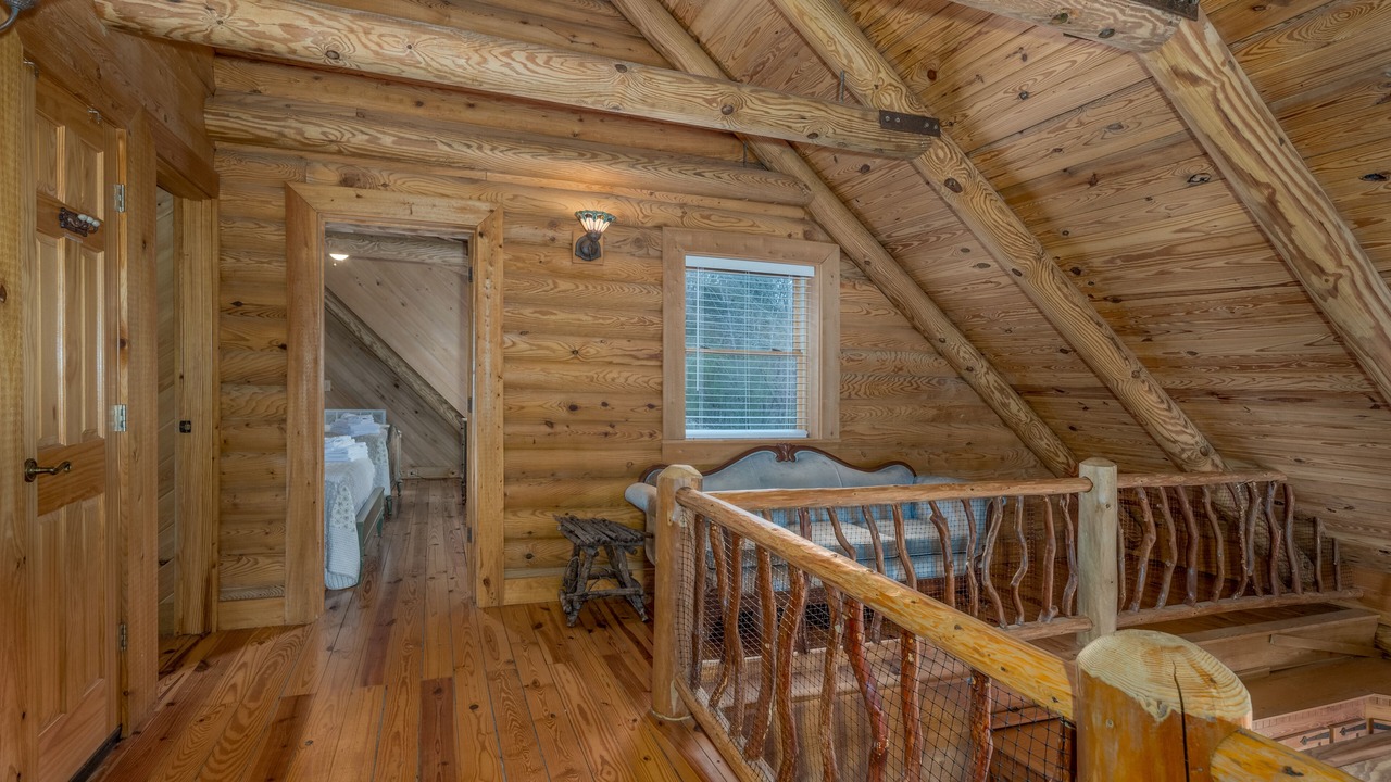 Photo of Bedroom in Northport