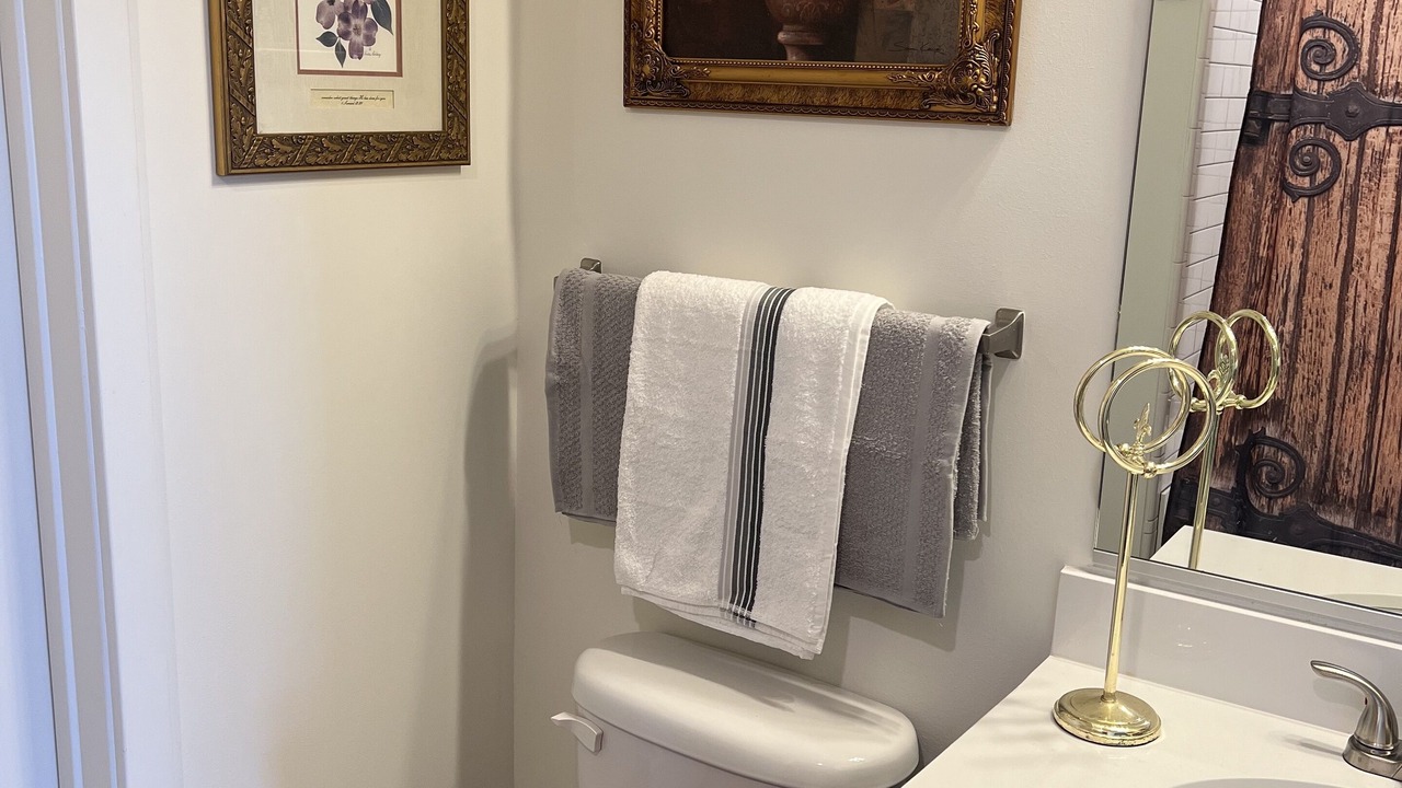 Photo of Bathroom in Mableton