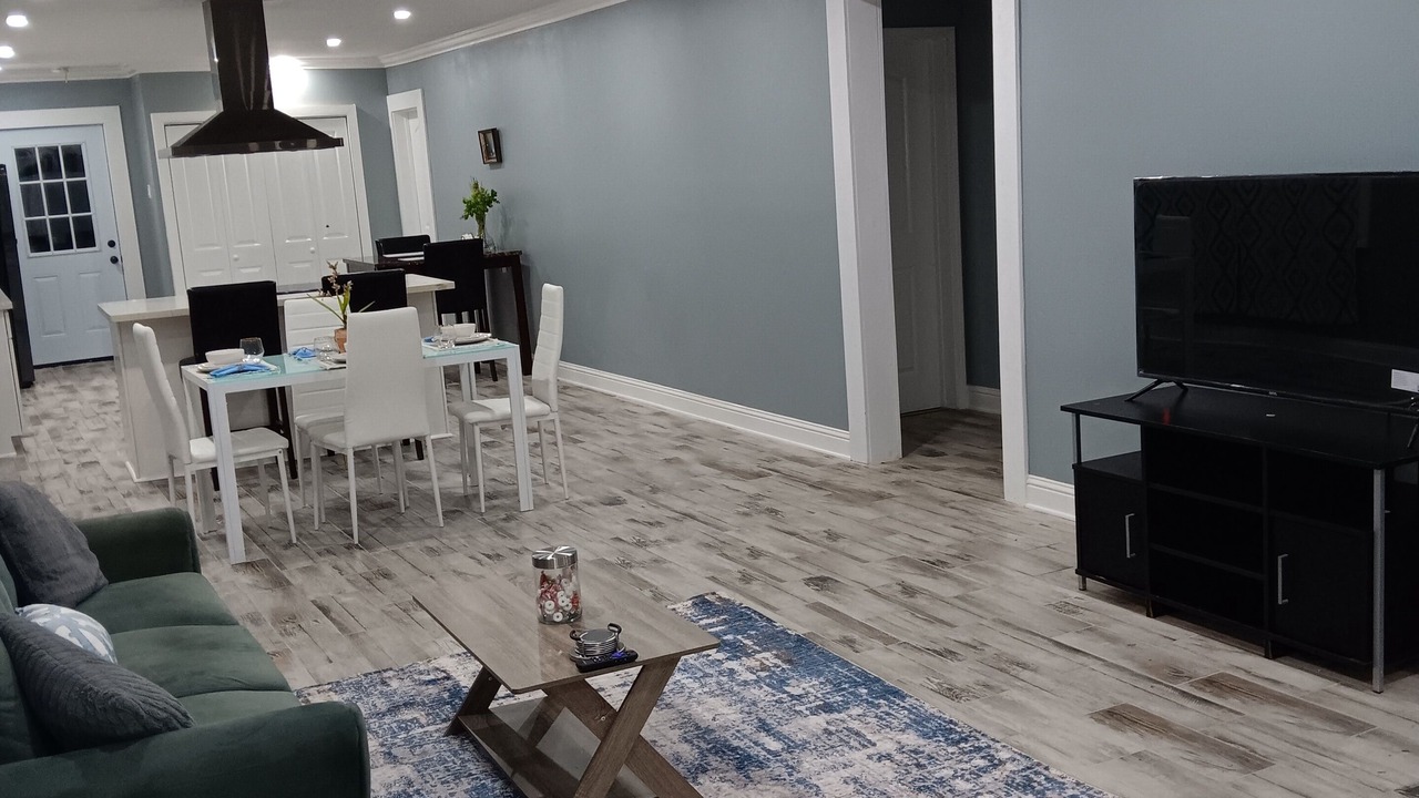 Photo of Livingroom in Slidell