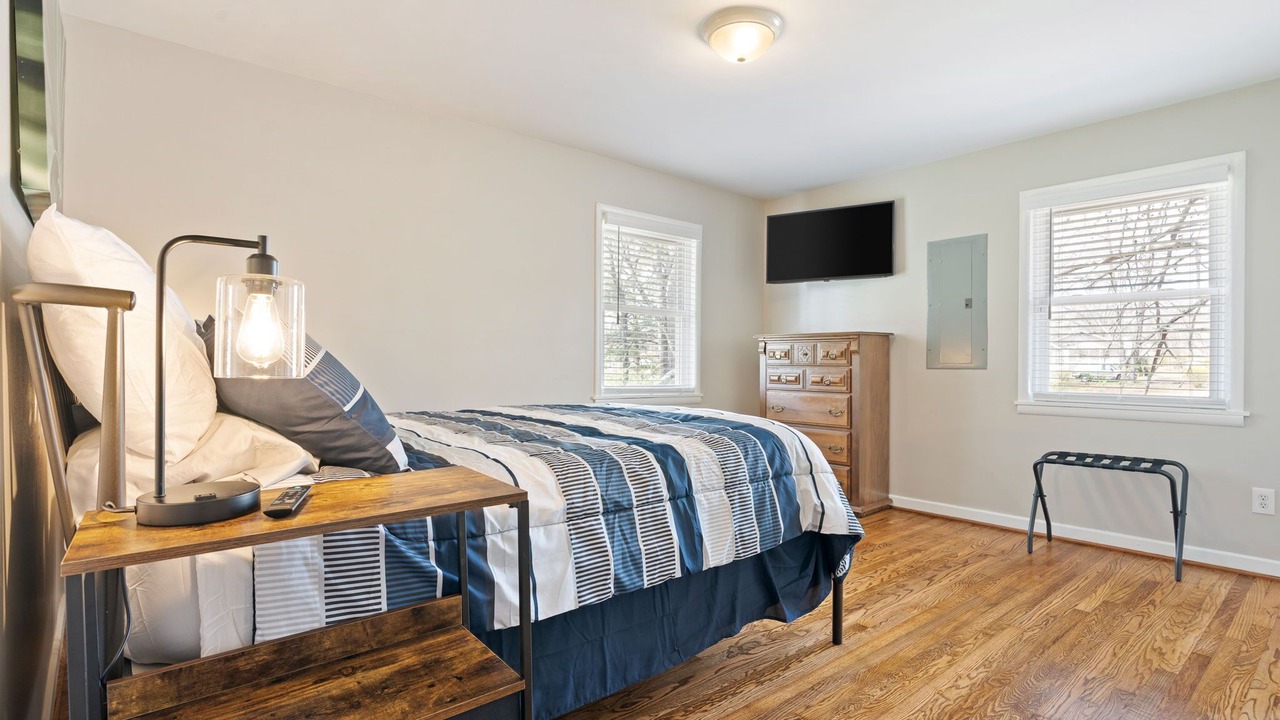 Photo of Bedroom in Gardendale
