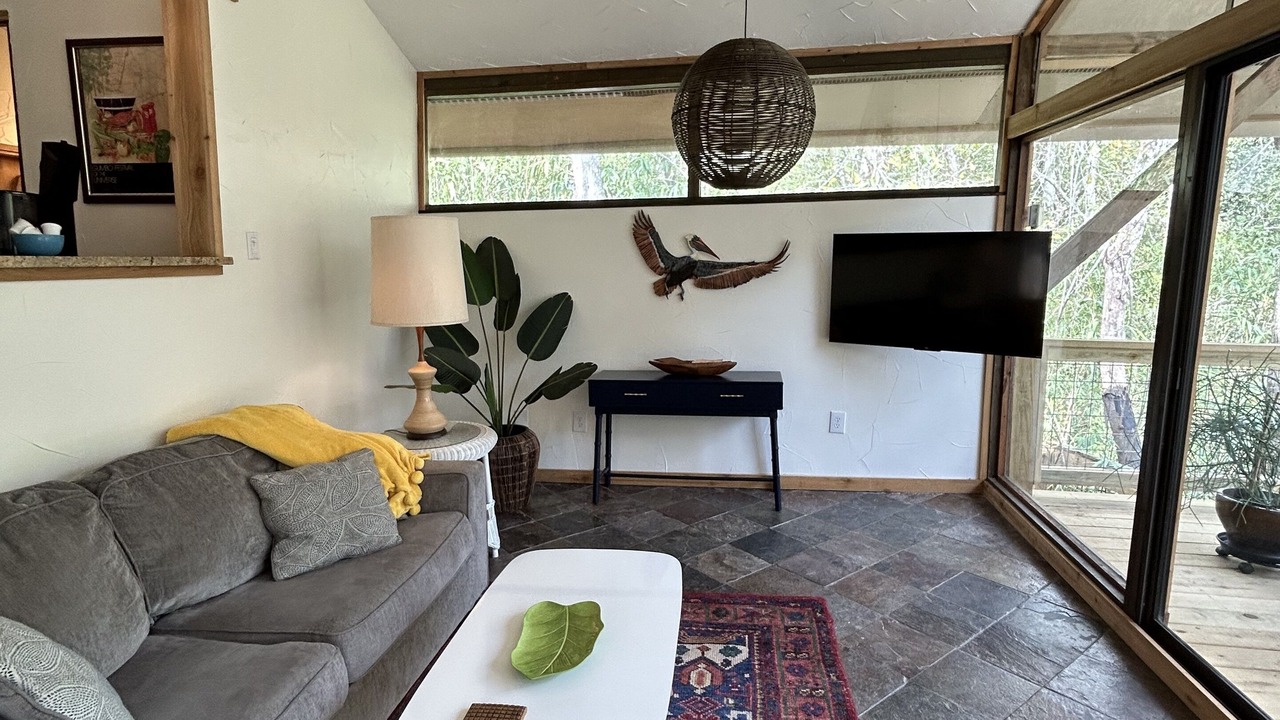 Photo of Livingroom in Ocean Springs
