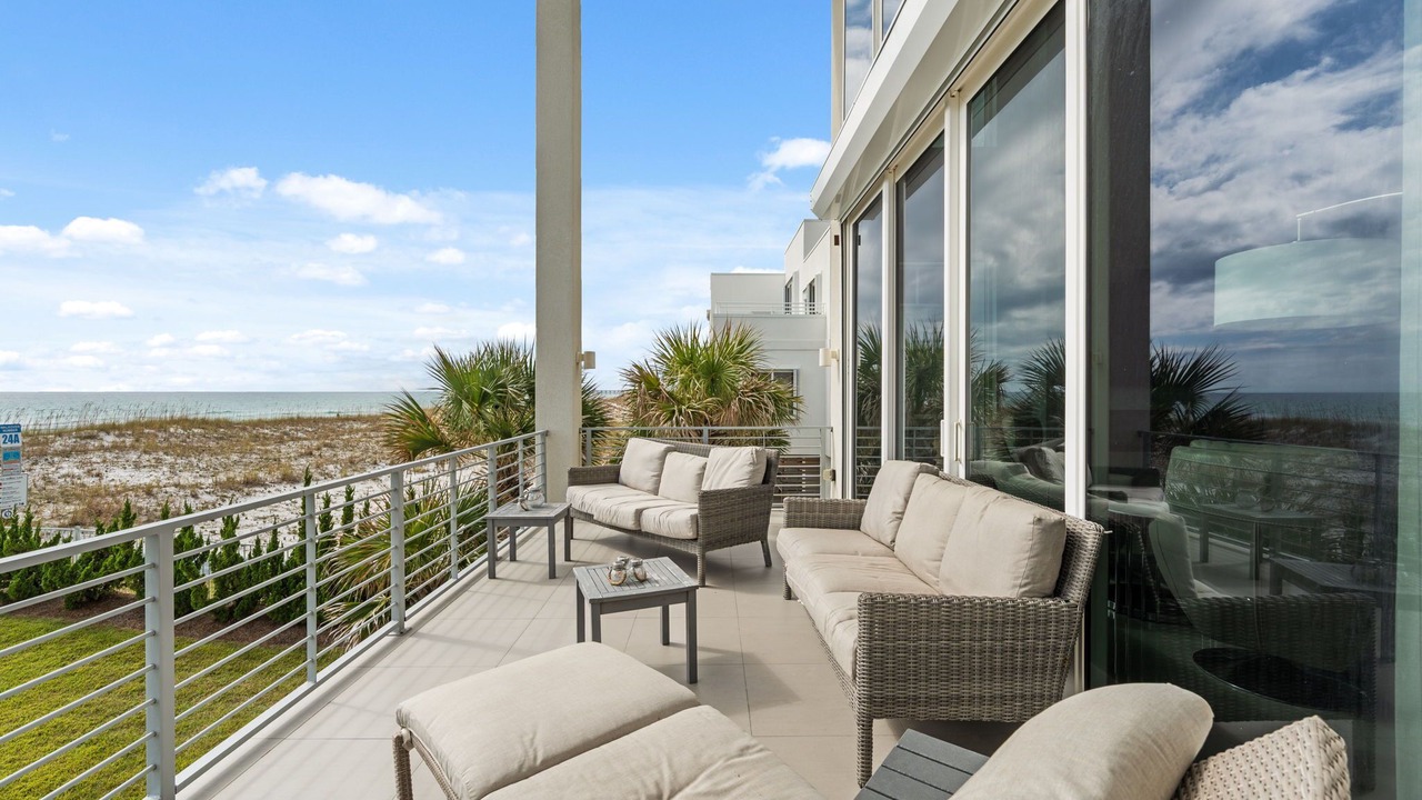 Photo of Patio Balcony in Villa Primera