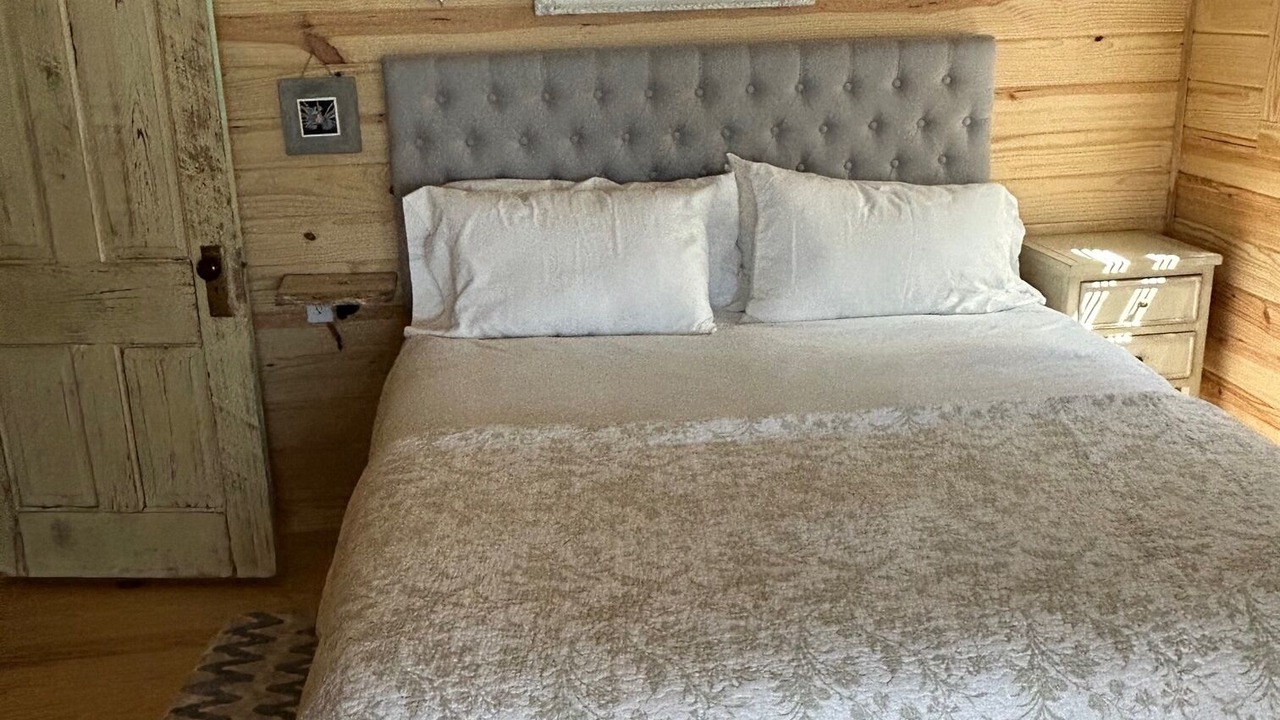 Photo of Bedroom in Alabama Gulf Coast