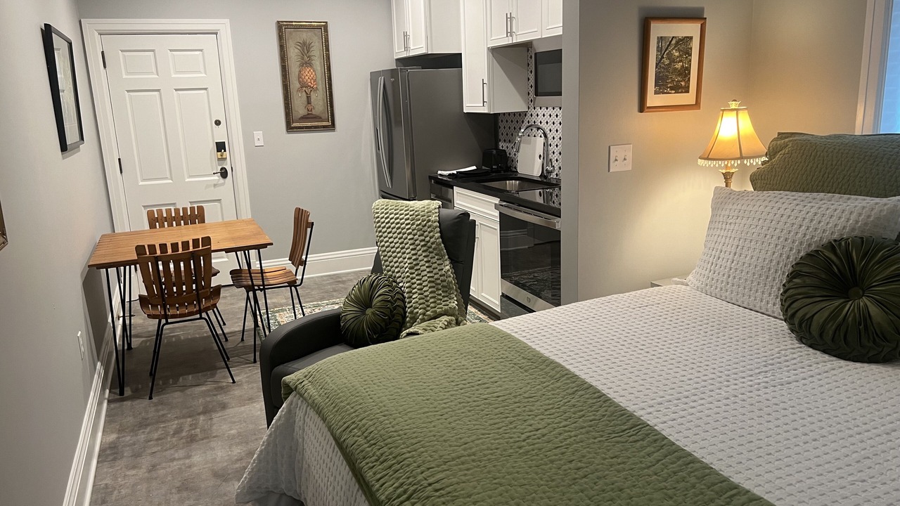Photo of Bedroom in Pascagoula