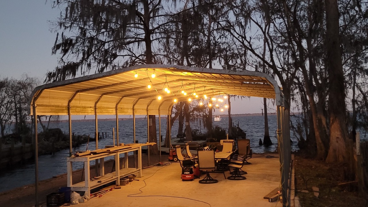 Photo of Patio Balcony in Crescent City
