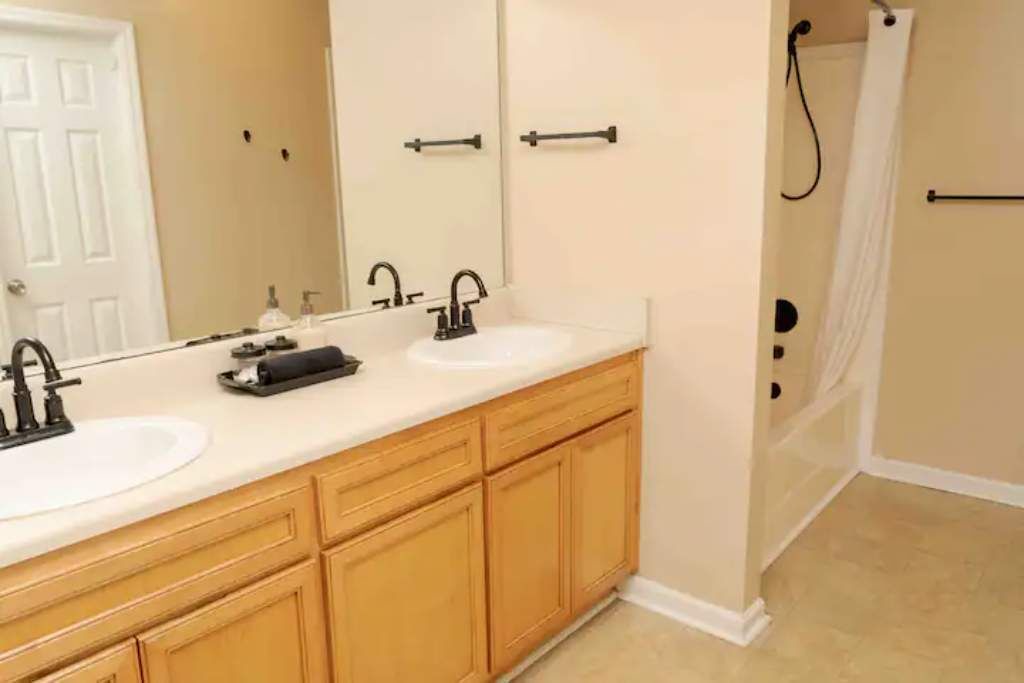 Photo of Bathroom in Valdosta