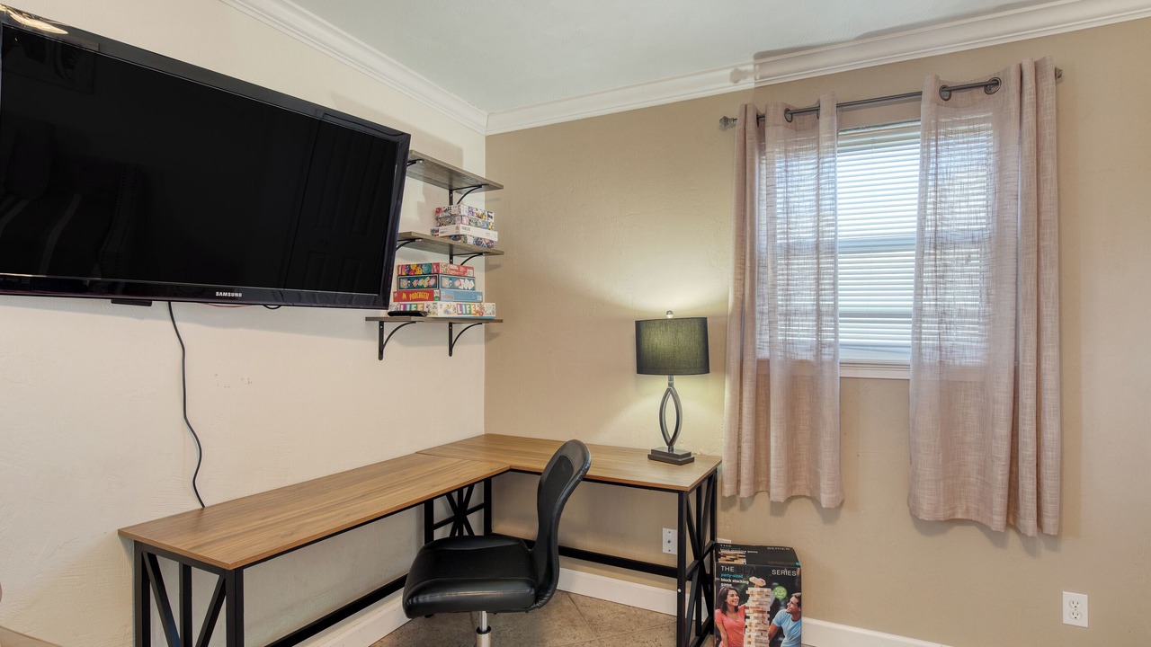Photo of Bedroom in Ormond Beach Plaza