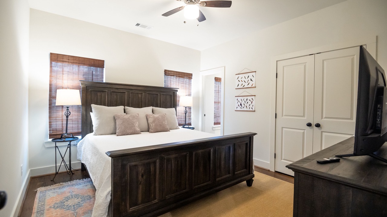 Photo of Bedroom in Tallassee