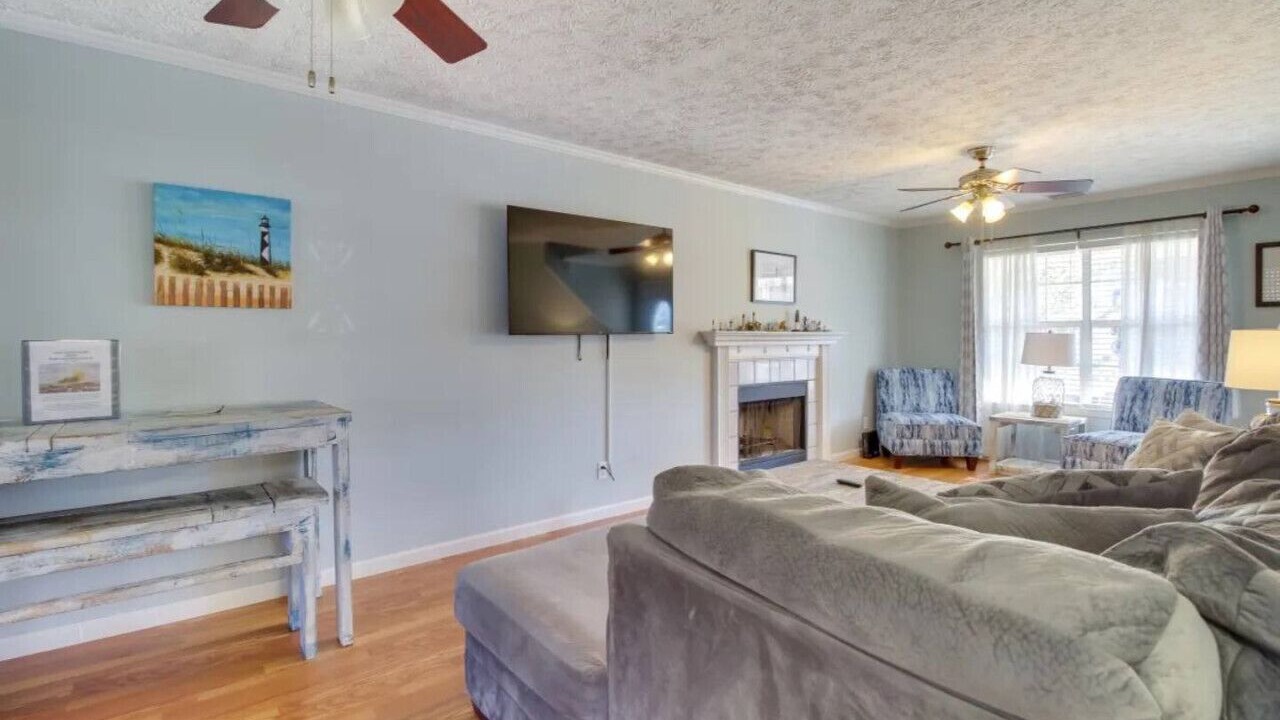 Photo of Bedroom in Whitemarsh Island