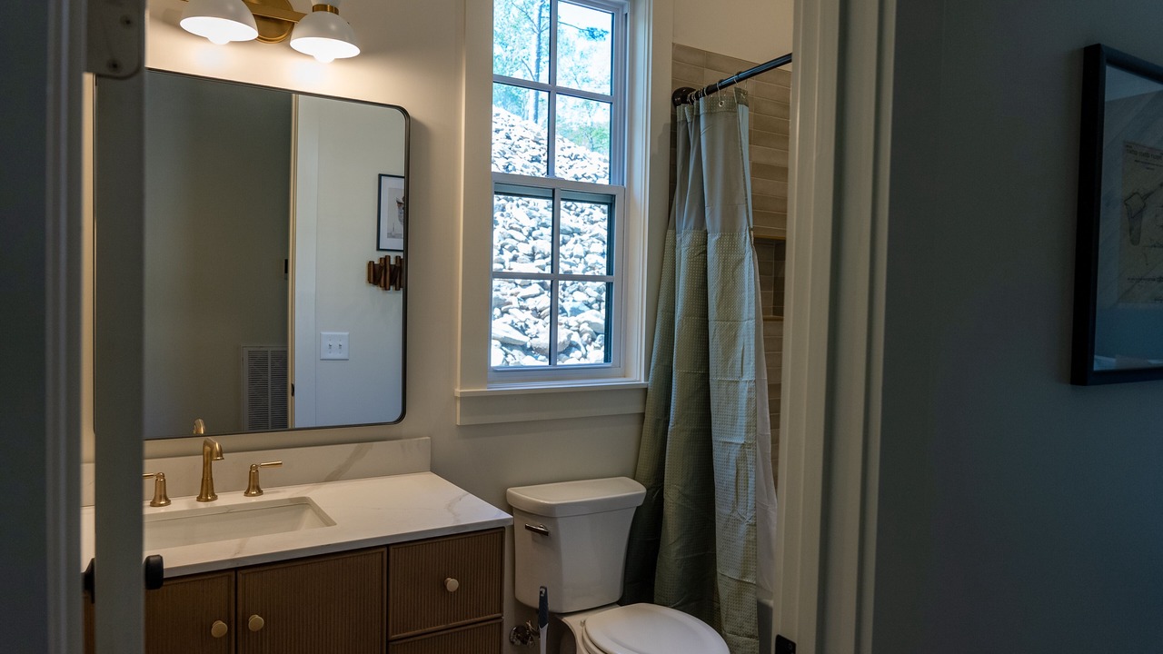 Photo of Bathroom in Jacksons' Gap