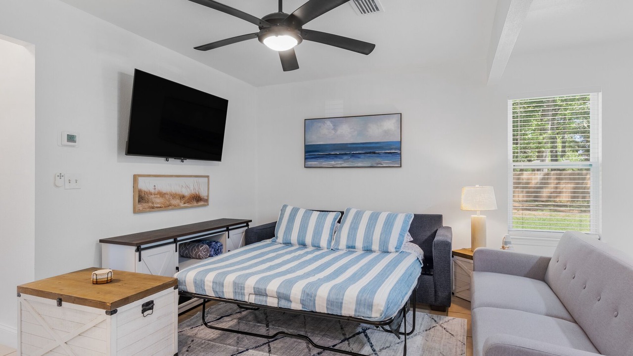 Photo of Livingroom in Foley