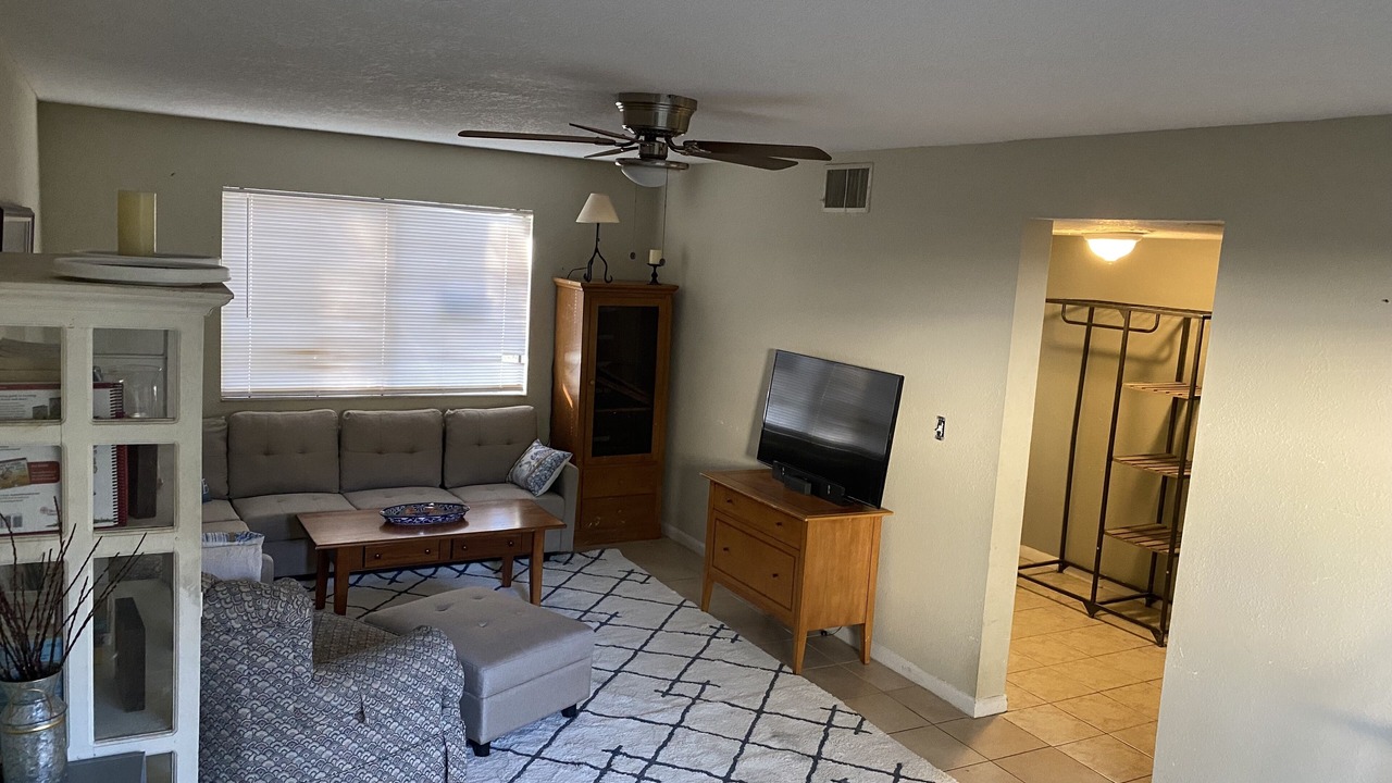 Photo of Livingroom in Arlington
