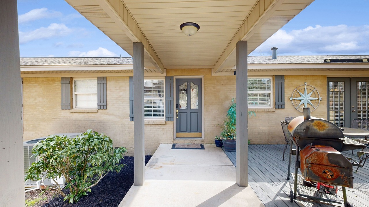 Photo of Outdoor in Northport