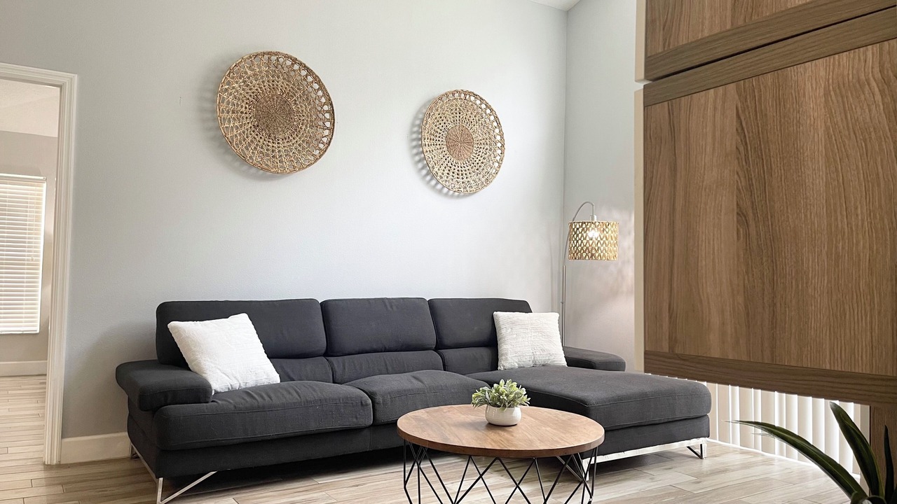 Photo of Livingroom in Four Corners