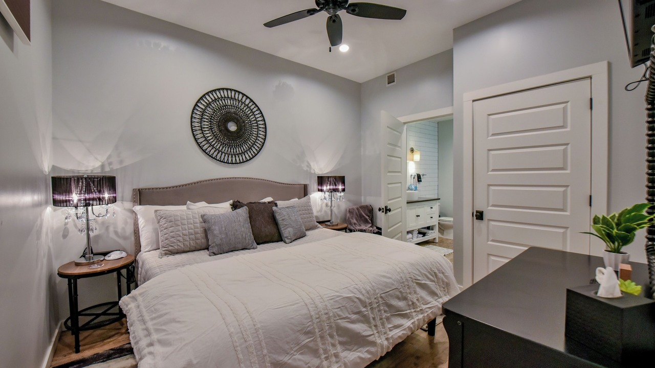 Photo of Bedroom in Tuscaloosa
