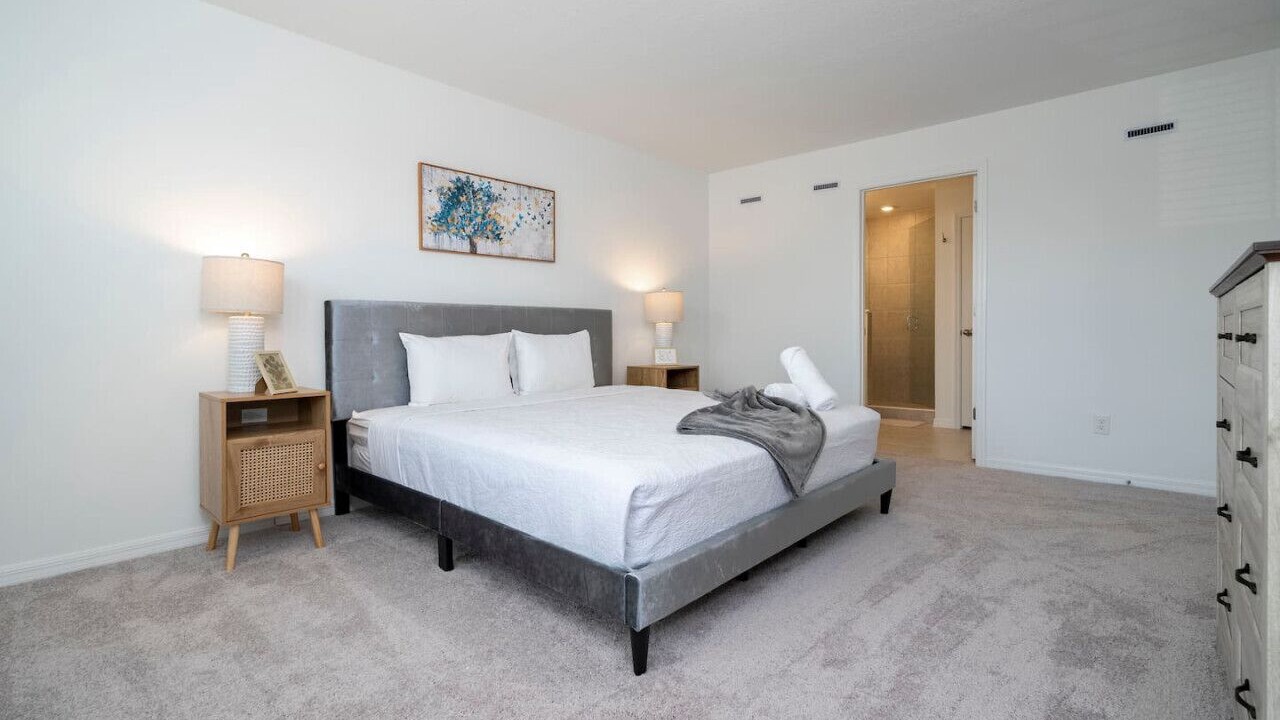 Photo of Bedroom in Davenport