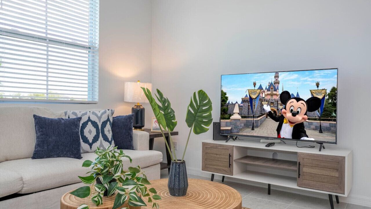 Photo of Livingroom in Davenport
