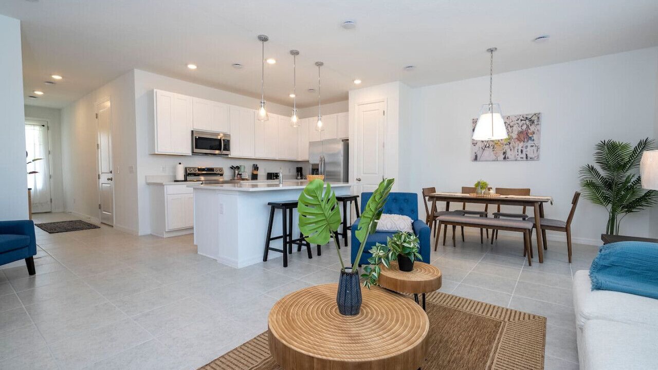 Photo of Livingroom in Davenport