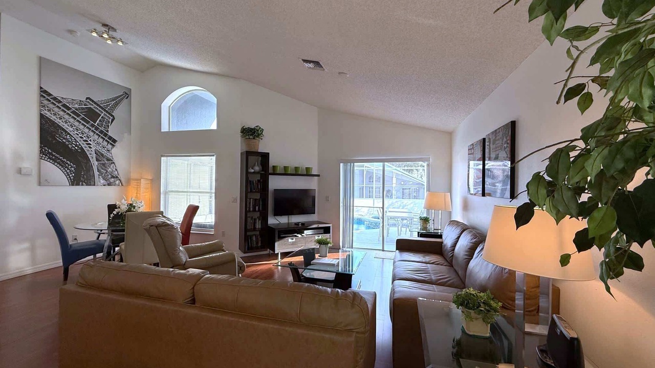 Photo of Livingroom in Haines City